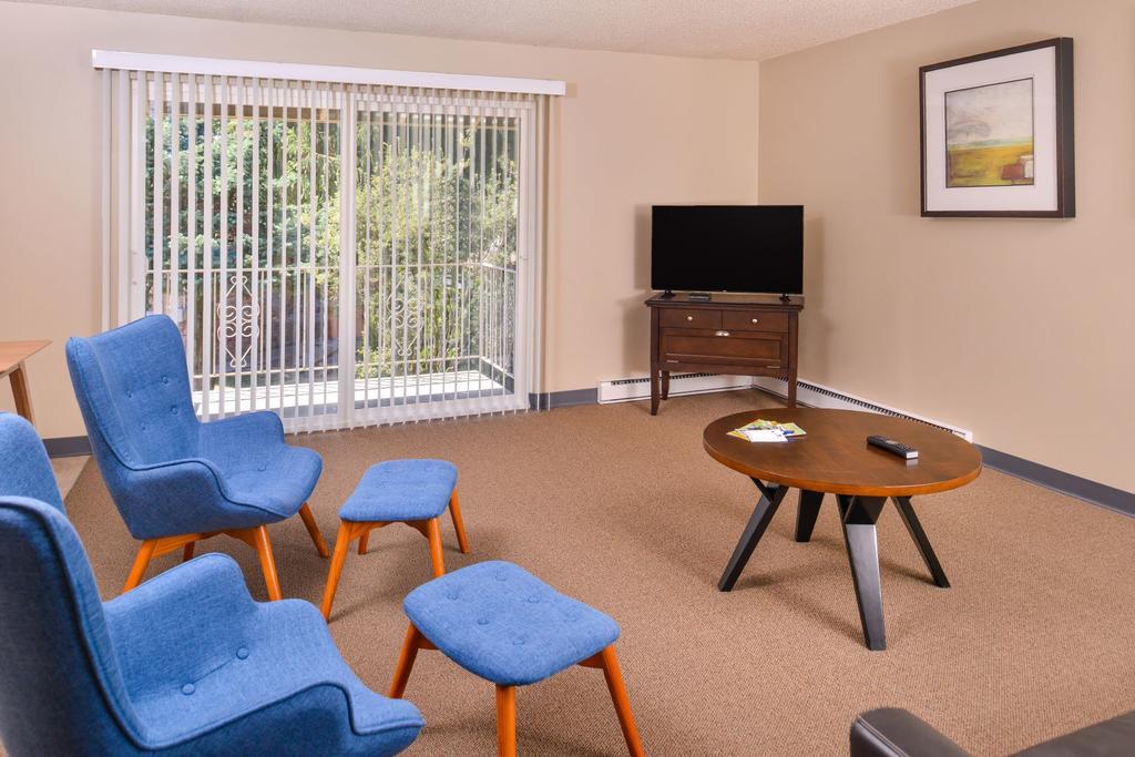 Sunrise Garden Suites Tukwila Esterno foto