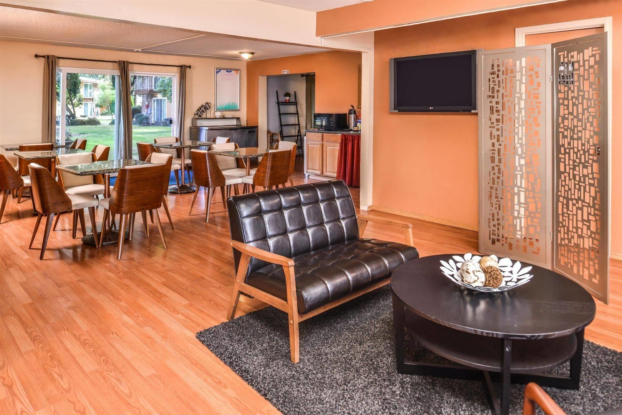 Sunrise Garden Suites Tukwila Esterno foto