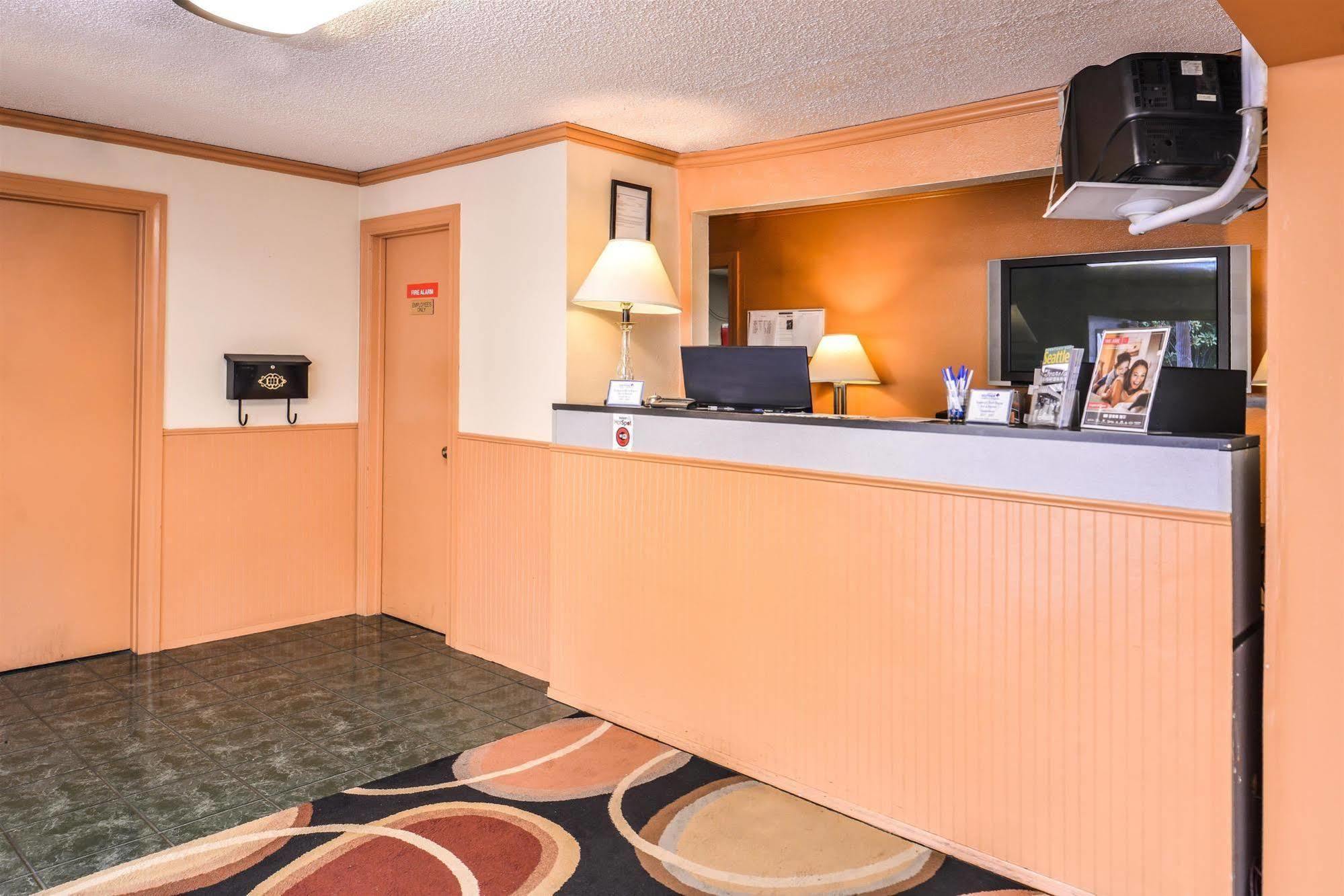 Sunrise Garden Suites Tukwila Esterno foto
