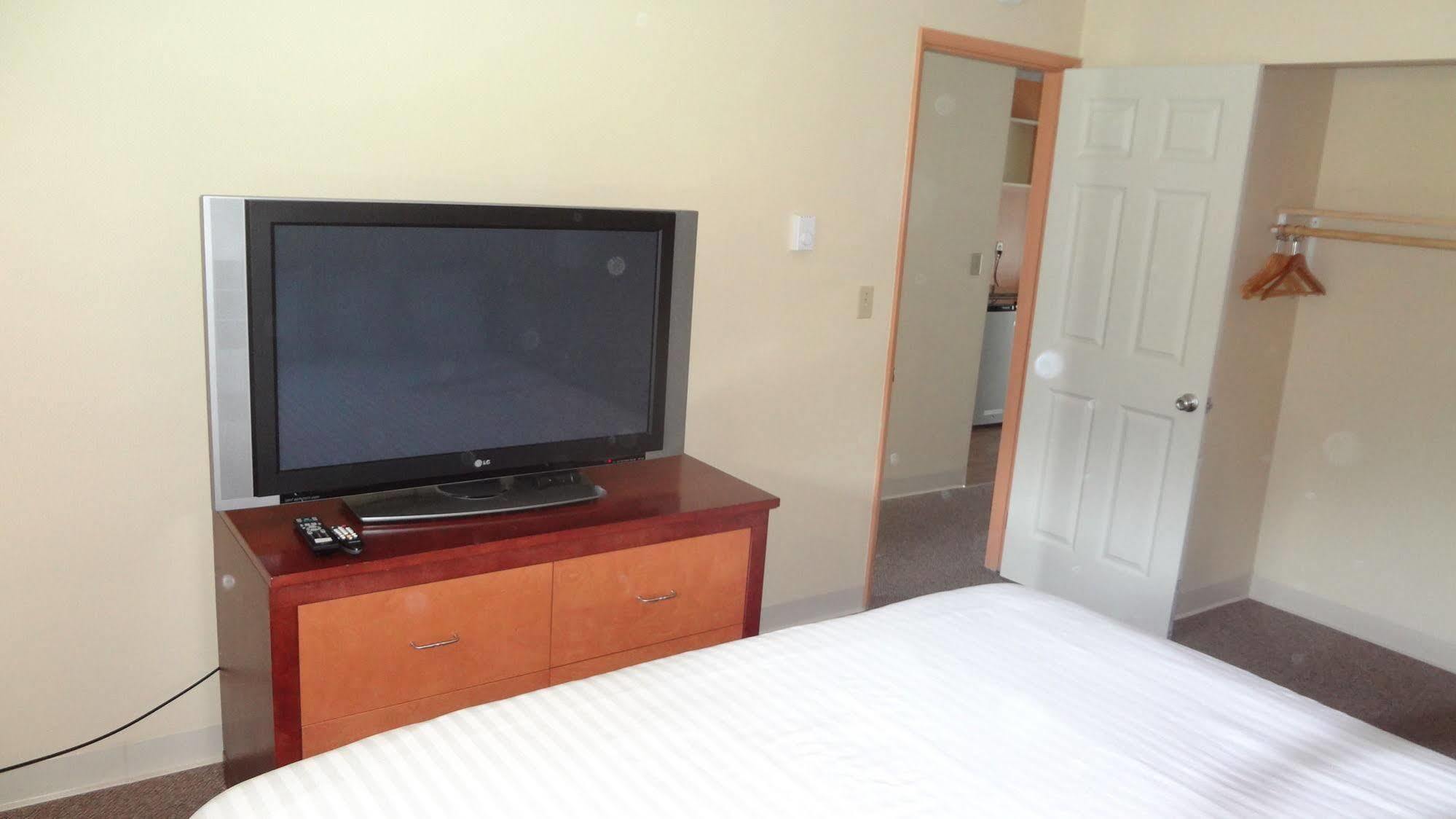 Sunrise Garden Suites Tukwila Esterno foto