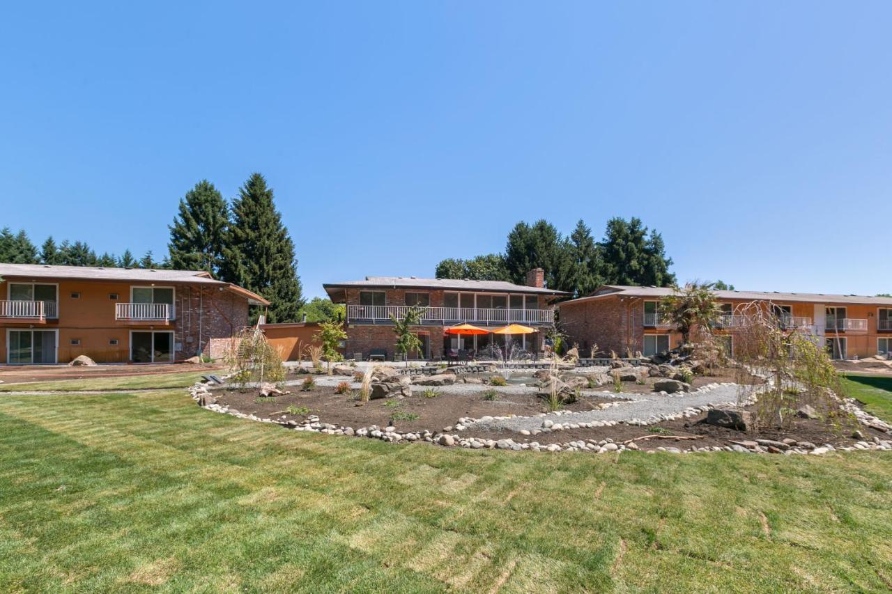 Sunrise Garden Suites Tukwila Esterno foto