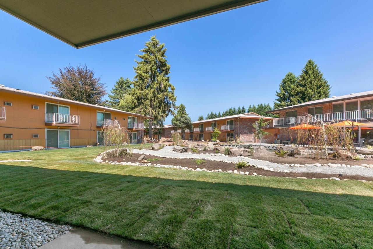 Sunrise Garden Suites Tukwila Esterno foto